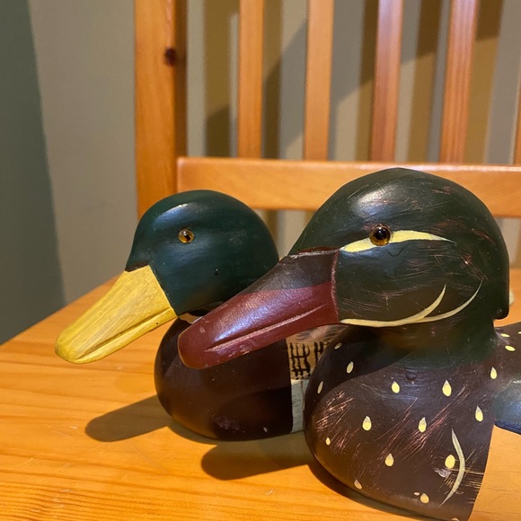 Wooden Duck figurines approx 10 inches - Picture 2 of 5